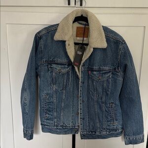 Levi's Classic Blue Denim Jacket with Sherpa Lining